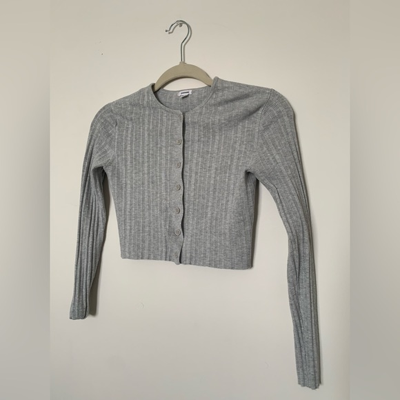 TWO FOR ONE BUNDLE- Two Sweater crop tops from Garage - Picture 3 of 10